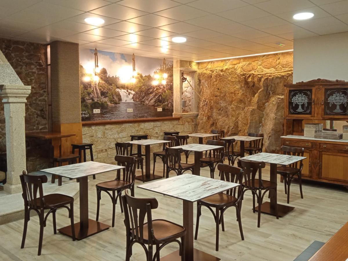 O Cabanel Albergue-Bar Villastose 외부 사진